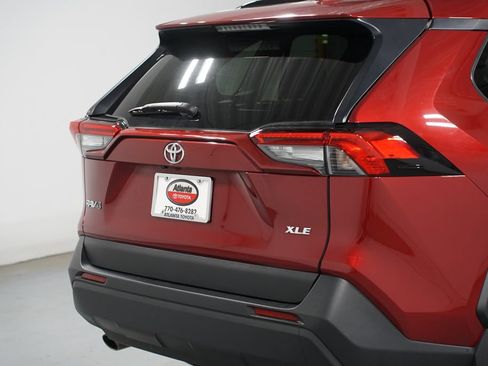 Certified 2025 Toyota RAV4 XLE w/ Convenience Package FWD image 9