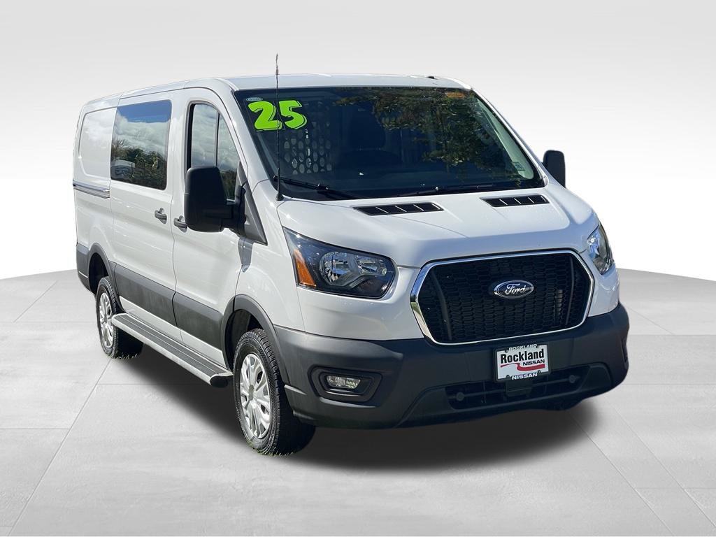 Used 2025 Ford Transit 250 Low Roof w/ Exterior Upgrade Package RWD image 3