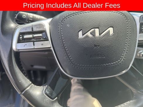 Used 2023 Kia Telluride S w/ S Sunroof Package FWD image 16