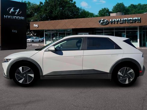 New 2026 Hyundai Ioniq 5 SEL AWD/4WD image 3