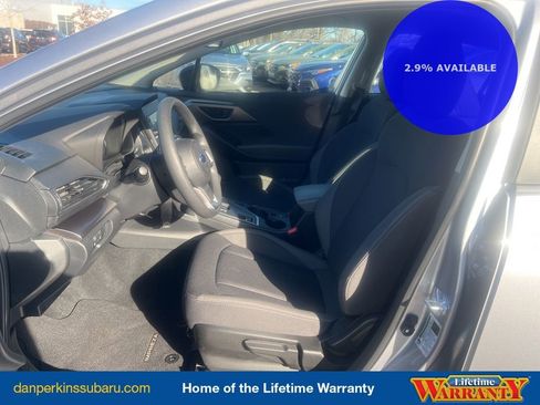 Certified 2025 Subaru Impreza 2.0i image 9