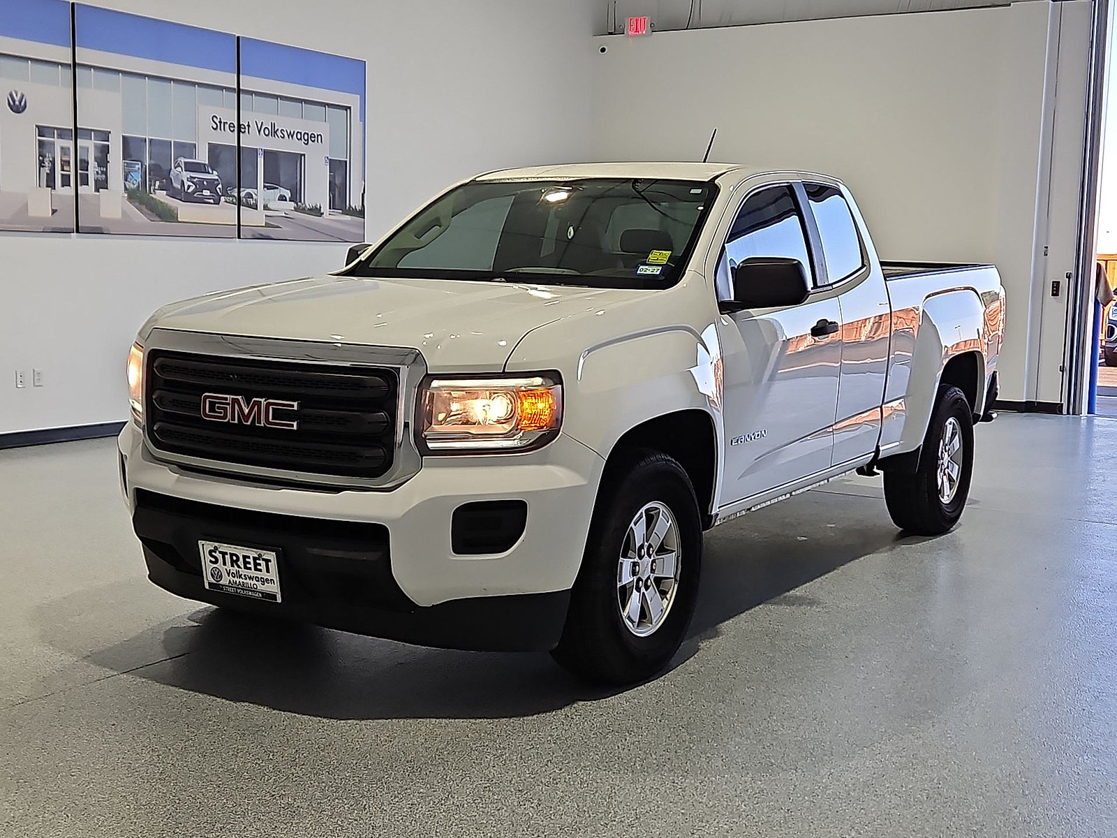 Used 2016 GMC Canyon W/T w/ Convenience Package RWD image 4