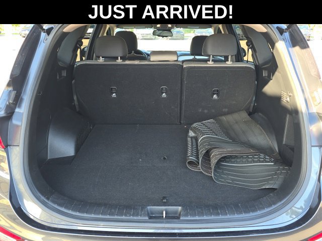Used 2020 Hyundai Santa Fe SEL FWD image 6