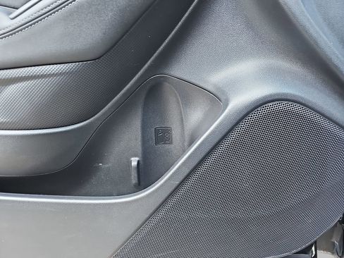 Certified 2023 Subaru Forester Premium image 34