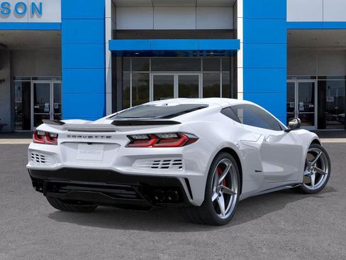 New 2025 Chevrolet Corvette E-Ray image 4