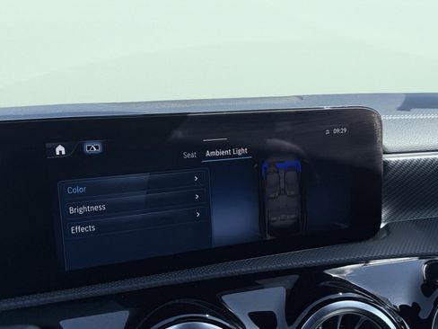 Used 2025 Mercedes-Benz CLA 250 image 81