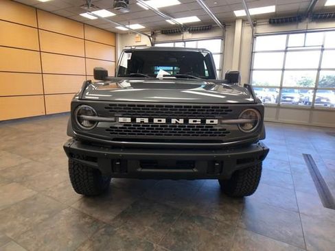 New 2025 Ford Bronco Badlands w/ Sasquatch Package image 2
