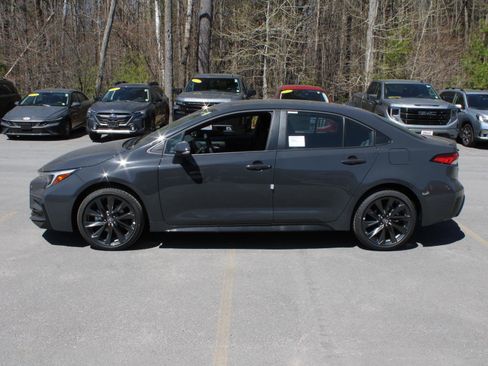 New 2026 Toyota Corolla SE FWD image 5
