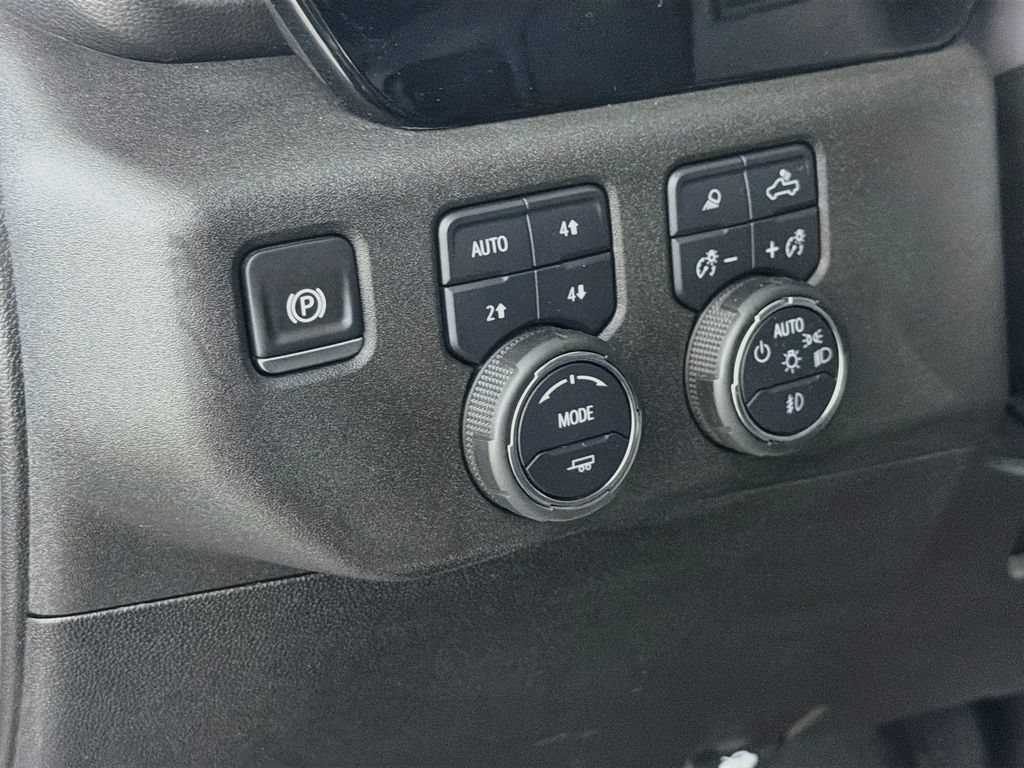 Used 2024 Chevrolet Silverado 2500 ZR2 w/ ZR2 Bison Edition AWD/4WD image 11