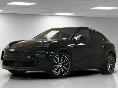 New 2025 Porsche Macan 4S Electric