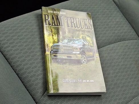 Used 2016 RAM 1500 Express AWD/4WD image 26