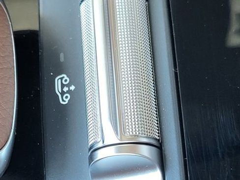 New 2025 Mercedes-Benz GLS 450 4MATIC image 31