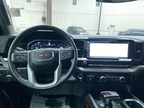 Used 2024 GMC Sierra 1500 Elevation image 27