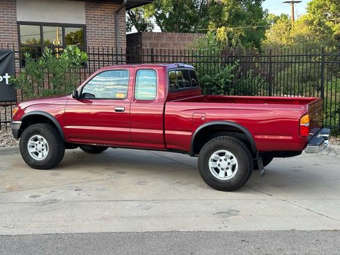 Used 1996 Toyota Tacoma 4x4 Xtracab V6 image 11