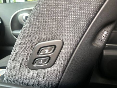 Used 2026 Hyundai Ioniq 9 SE AWD/4WD image 18