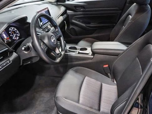 New 2025 Nissan Altima 2.5 S image 18