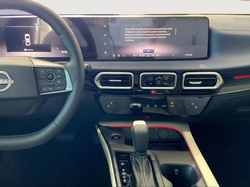 New 2026 Nissan Sentra SL w/ Floor Mat Package FWD image 9