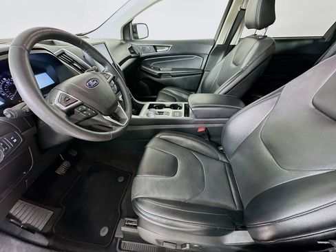 Used 2022 Ford Edge Titanium w/ Equipment Group 301A AWD/4WD image 21