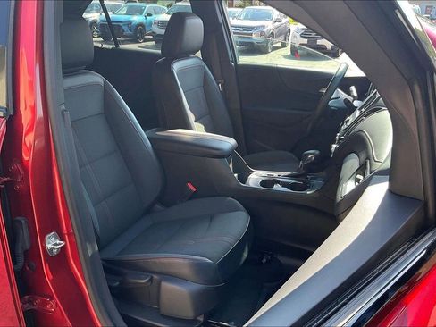 Used 2023 Chevrolet Equinox RS AWD/4WD image 7