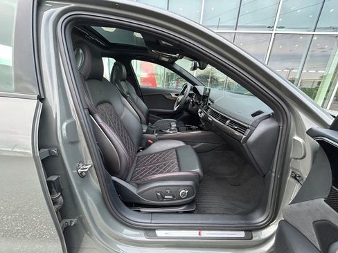 Used 2023 Audi S4 Prestige w/ Prestige Package image 43