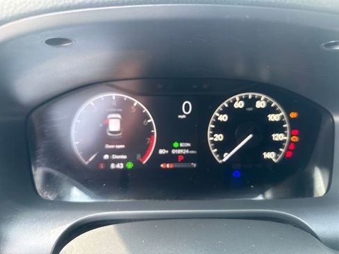 Certified 2025 Honda HR-V Sport image 12