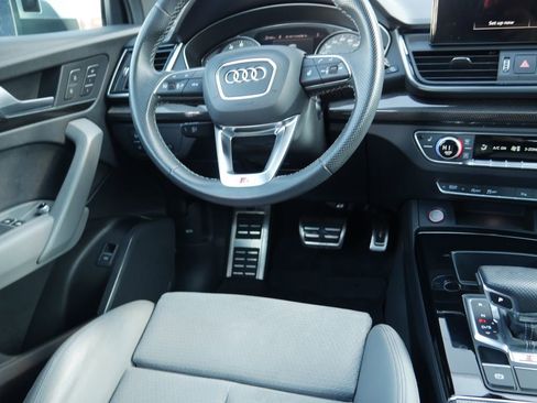 Certified 2022 Audi SQ5 Premium w/ Convenience Package image 37