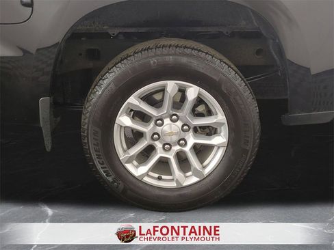 Used 2023 Chevrolet Silverado 1500 LT image 32