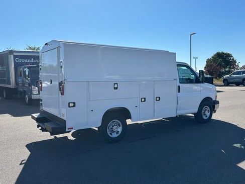 New 2025 Chevrolet Express 3500 w/ Power Convenience Package image 5