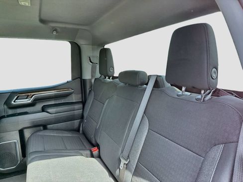 Used 2024 Chevrolet Silverado 1500 LT Trail Boss AWD/4WD image 23