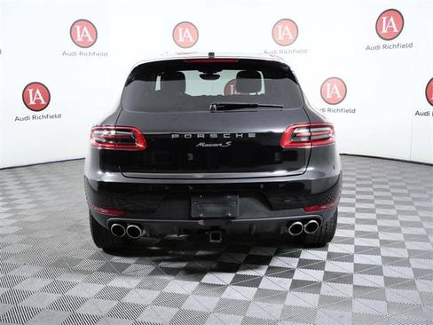 Used 2017 Porsche Macan S image 7