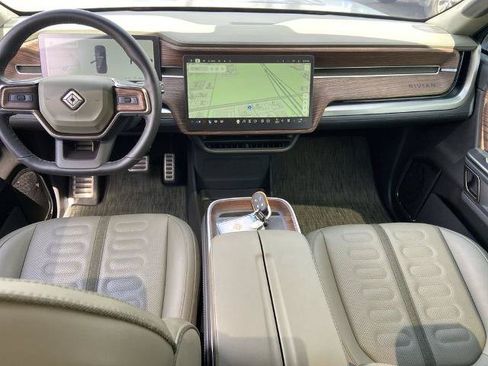 Used 2024 Rivian R1S Adventure AWD/4WD image 15