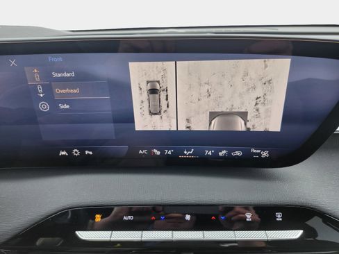 Used 2025 Buick Enclave Sport Touring image 23