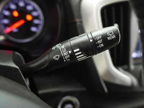 Used 2020 GMC Terrain SLE FWD image 11