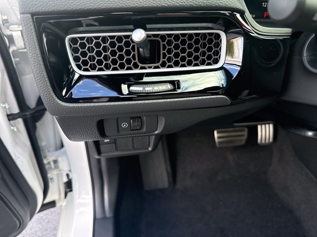 Used 2025 Honda Civic Sport Touring image 15