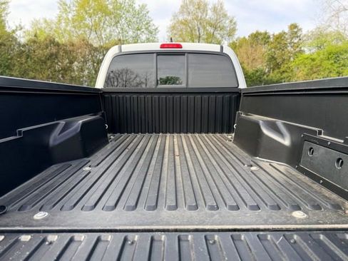 Used 2022 Toyota Tacoma SR w/ SX Package RWD image 20