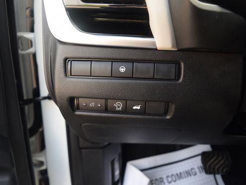 Used 2023 Nissan Rogue SL w/ SL Premium Package AWD/4WD image 7