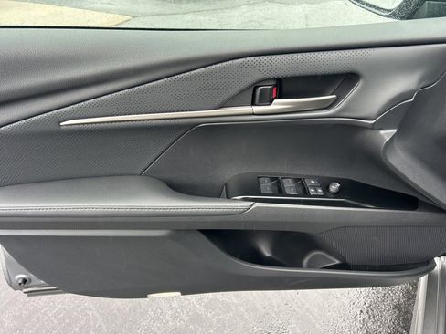 Used 2025 Toyota Camry XSE image 4