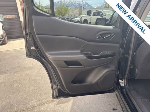 Used 2023 GMC Acadia AT4 w/ LPO, Floor Liner Package AWD/4WD image 18