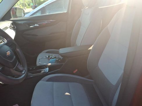 Used 2025 Chevrolet TrailBlazer LT AWD/4WD image 7