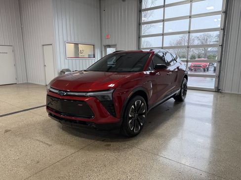 Used 2024 Chevrolet Blazer EV RS AWD/4WD image 2