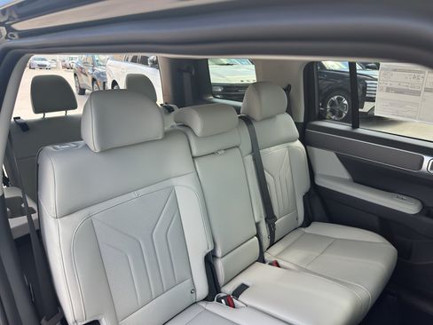 New 2026 Hyundai Santa Fe SEL FWD image 32