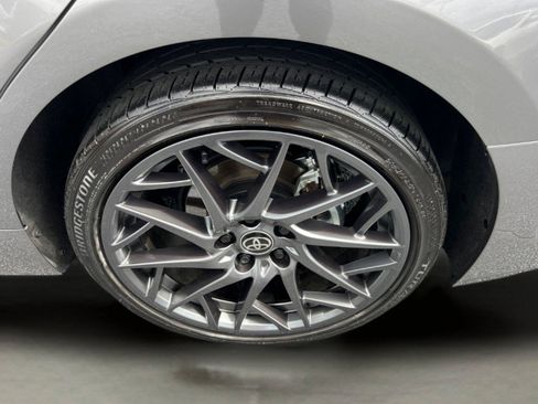 Used 2025 Toyota Camry XSE FWD image 32