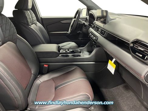 Certified 2026 Honda Pilot Black Edition image 26