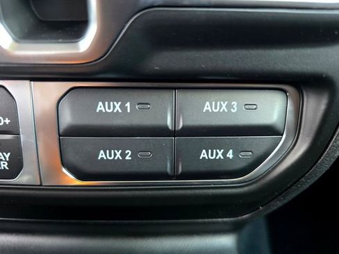 New 2026 Jeep Gladiator Rubicon AWD/4WD image 16