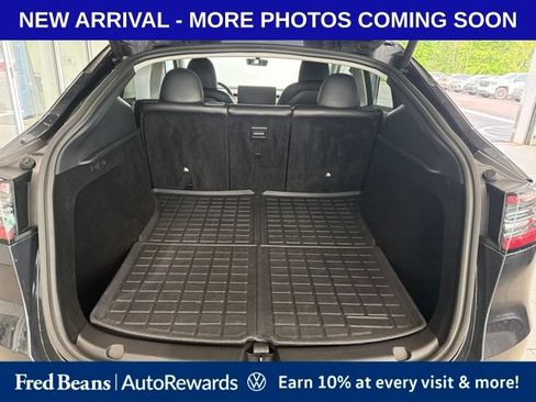 Used 2024 Tesla Model Y Long Range AWD/4WD image 6