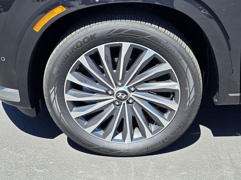 Used 2024 Hyundai Palisade Calligraphy AWD/4WD image 17