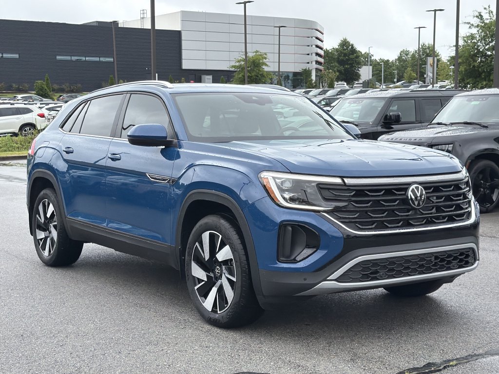 New 2025 Volkswagen Atlas Cross Sport SE FWD image 7