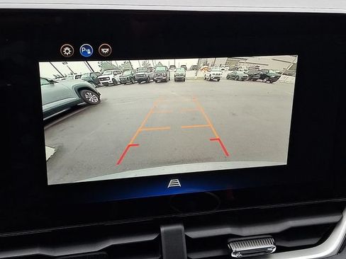 Used 2026 Chevrolet Equinox LT FWD image 14