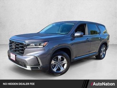 Used 2025 Honda Pilot EX-L
