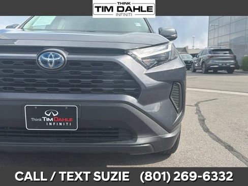 Used 2024 Toyota RAV4 LE AWD/4WD image 5